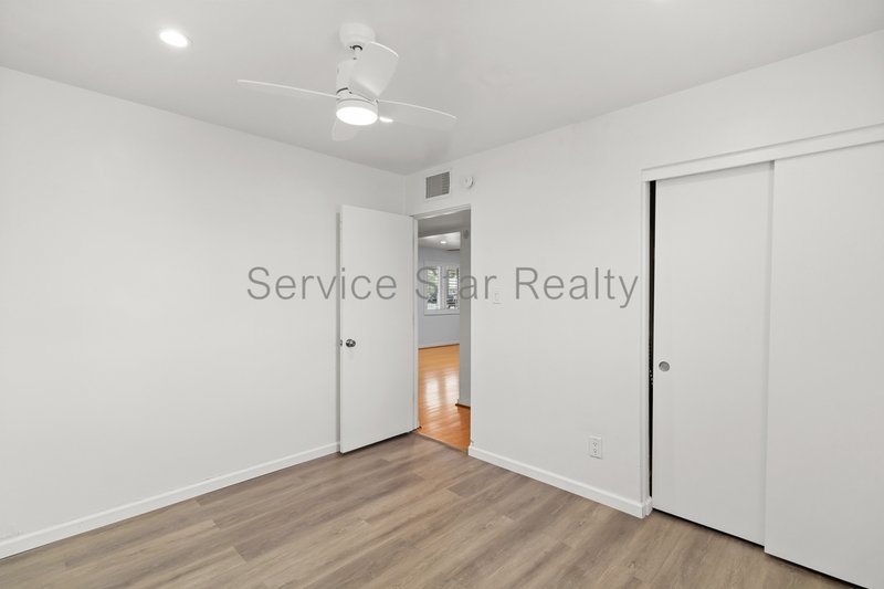 Stunning Updated 4-Bed Home with Saltwater Pool in Central Phoenix property image