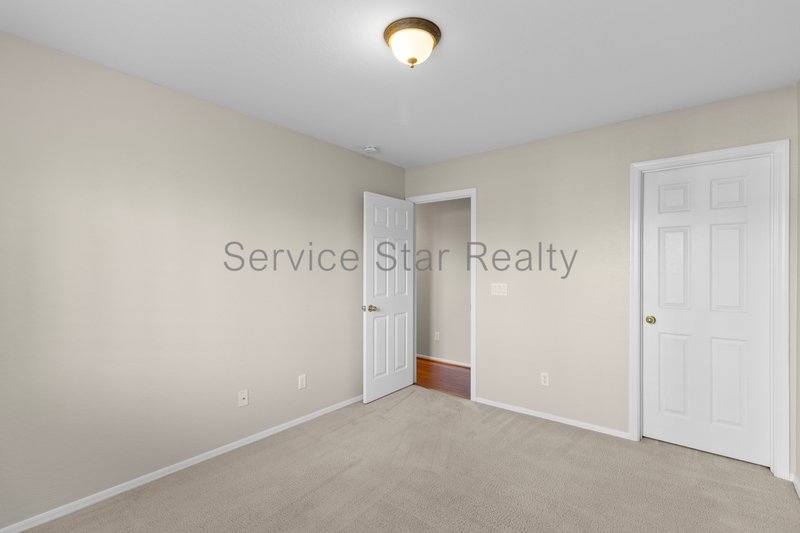 Gorgeous 4-Bed, 2-Bath Home with Chef?s Kitchen and Covered Patio property image