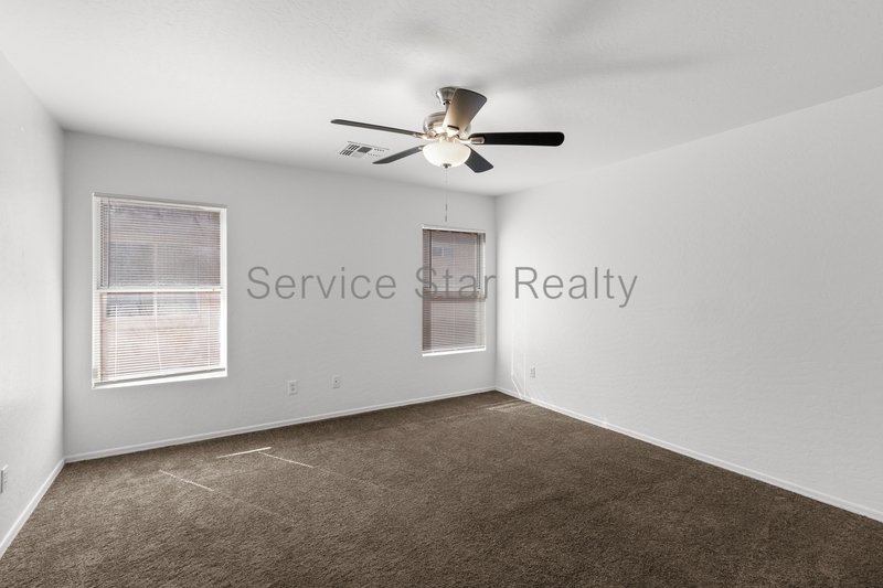 **MOVE IN SPECIAL -- 2 WEEKS FREE RENT!!** property image
