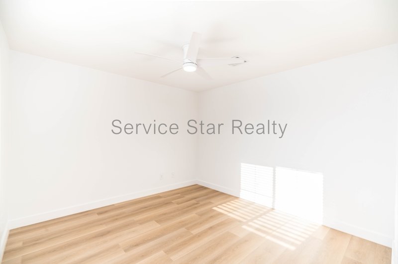 Stylish 3-Bed Home in Fireside at Desert Ridge property image