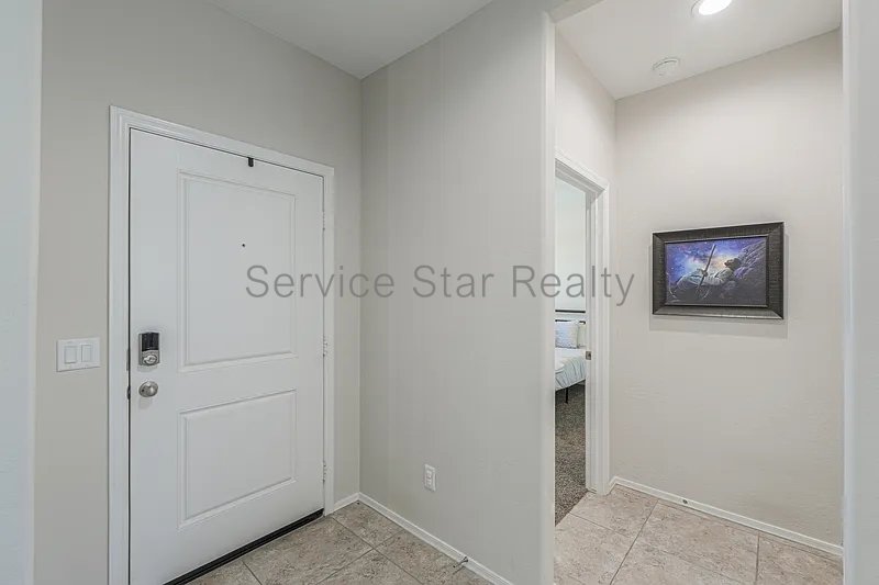 **MOVE IN SPECIAL -- ONLY $500 FOR YOUR FIRST MONTHS RENT!** property image
