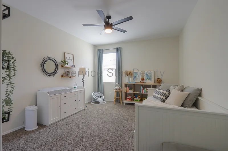 **MOVE IN SPECIAL -- ONLY $500 FOR YOUR FIRST MONTHS RENT!** property image