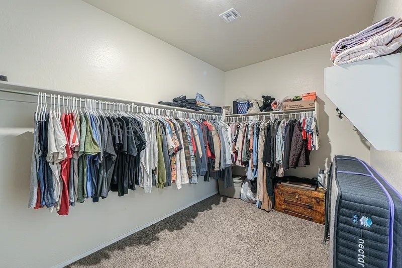 **MOVE IN SPECIAL -- ONLY $500 FOR YOUR FIRST MONTHS RENT!** property image