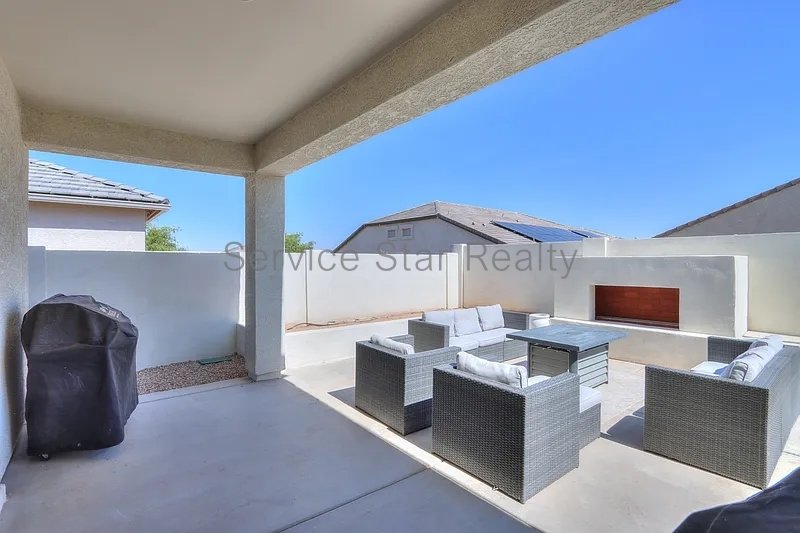 **MOVE IN SPECIAL -- ONLY $500 FOR YOUR FIRST MONTHS RENT!** property image