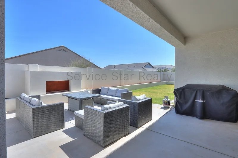 **MOVE IN SPECIAL -- ONLY $500 FOR YOUR FIRST MONTHS RENT!** property image