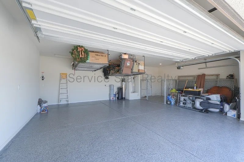 **MOVE IN SPECIAL -- ONLY $500 FOR YOUR FIRST MONTHS RENT!** property image