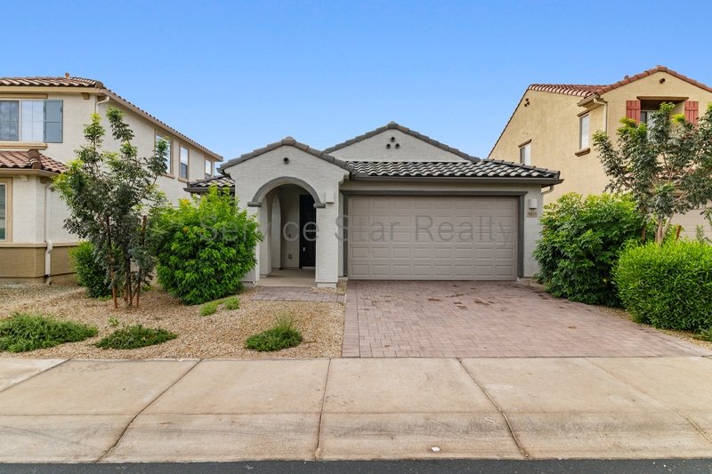 3 Bedroom, 2 bath home in Glendale! property image