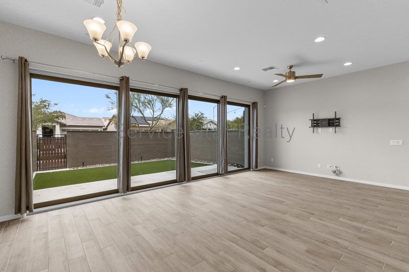 3 BR/2.5 BA Home Available for Rent! property image