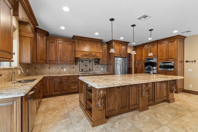 Beautiful Desert Oasis in Cave Creek! property image