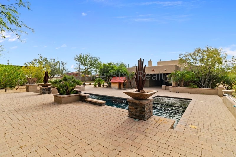 Beautiful Desert Oasis in Cave Creek! property image