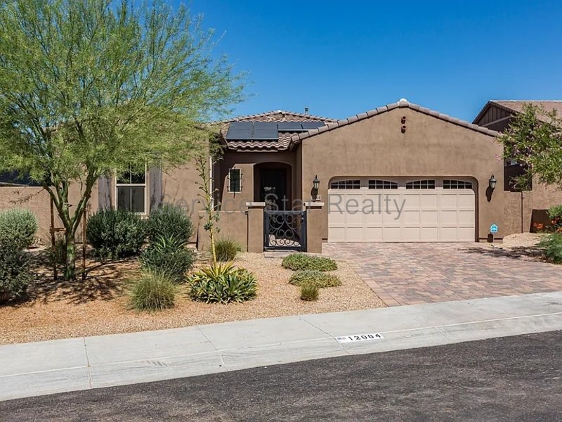 4 Bedroom, 3 Bath home in Goodyear!! property image
