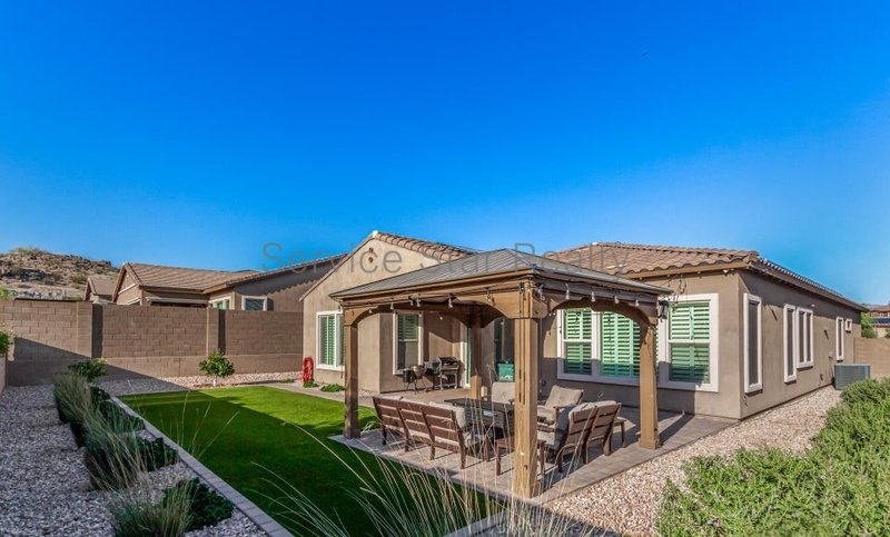 4 Bedroom, 3 Bath home in Goodyear!! property image