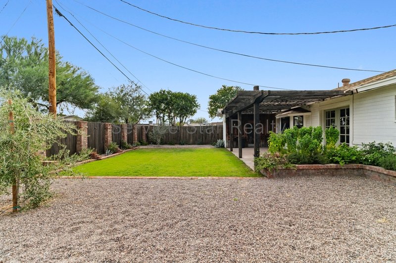 Gorgeous Classic Arizona Ranch-Style Home! property image
