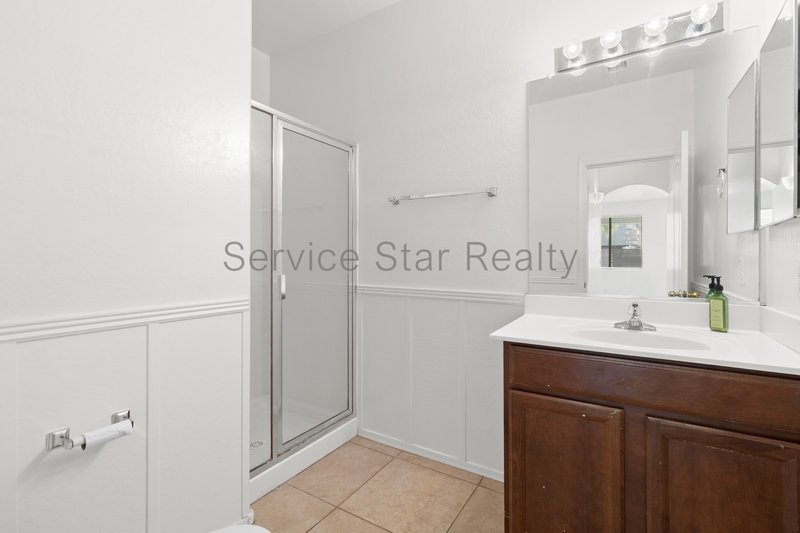 This 4 bed/3 bath Gilbert home!! property image