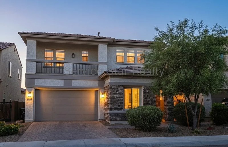 Stunning LARGE 5 Bedroom Home property image