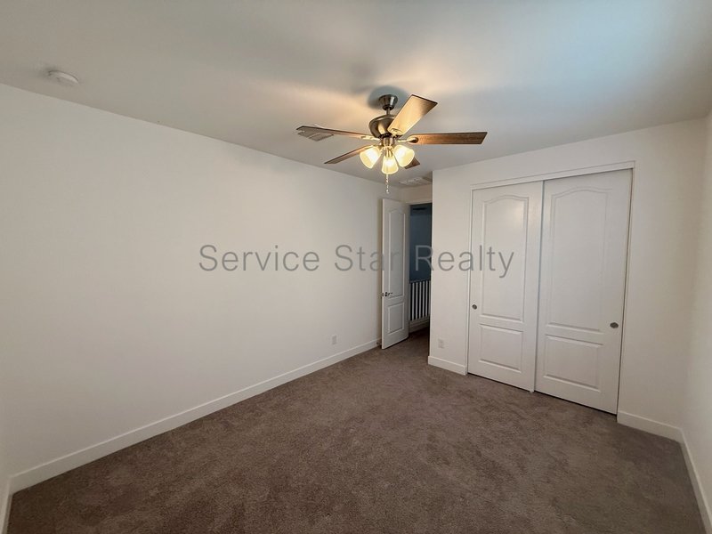 Stunning LARGE 5 Bedroom Home property image