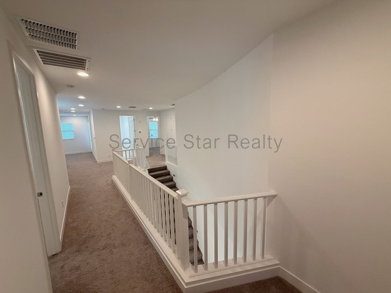 Stunning LARGE 5 Bedroom Home property image