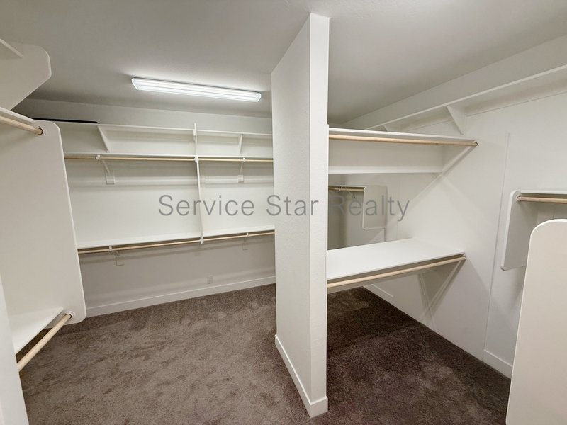 Stunning LARGE 5 Bedroom Home property image