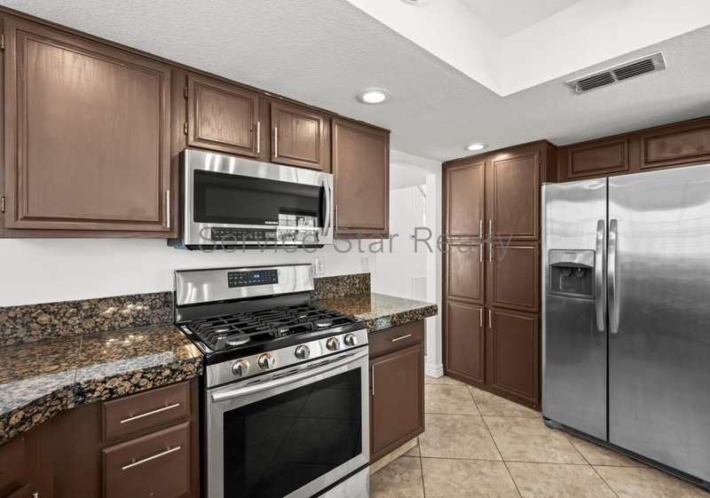 Remodeled 3 Bed, 2 Bath in North Phoenix! property image
