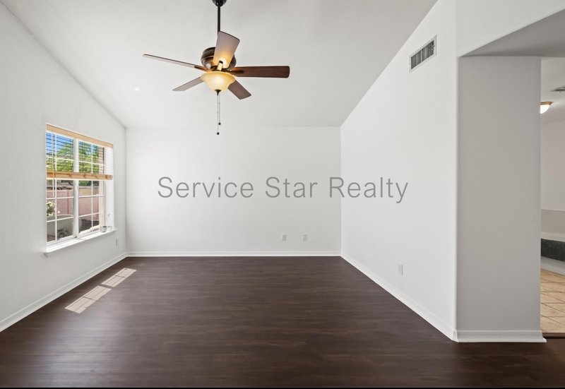 Remodeled 3 Bed, 2 Bath in North Phoenix! property image