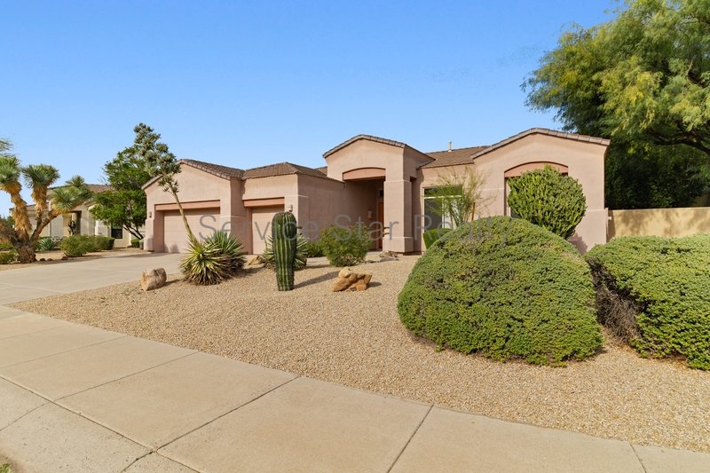GRAYHAWK STUNNER - 3 Bed, 2 Bath Home in Gated Community! property image