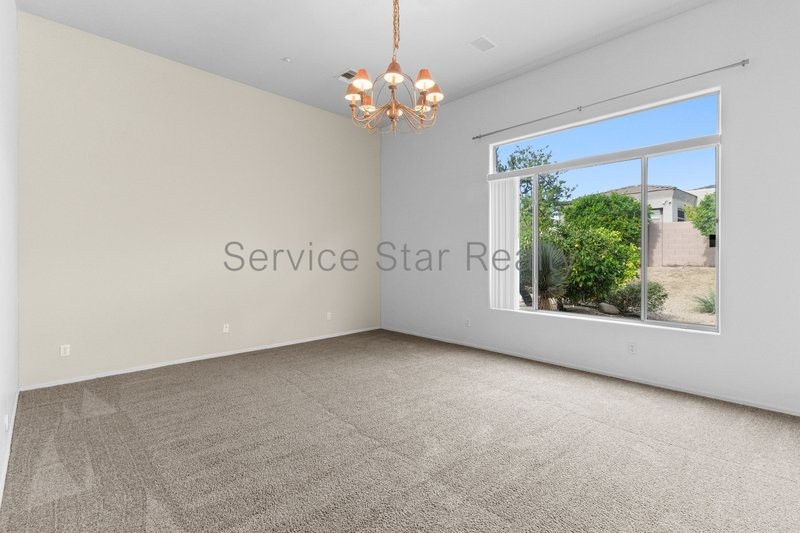 GRAYHAWK STUNNER - 3 Bed, 2 Bath Home in Gated Community! property image