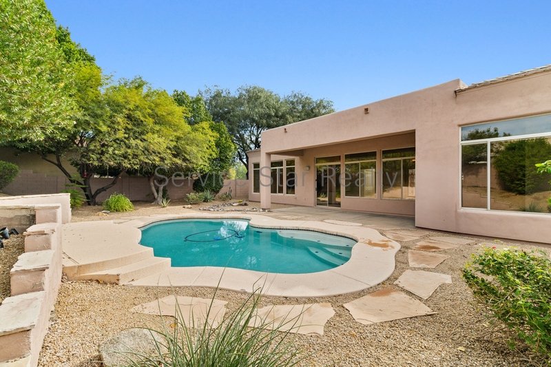GRAYHAWK STUNNER - 3 Bed, 2 Bath Home in Gated Community! property image