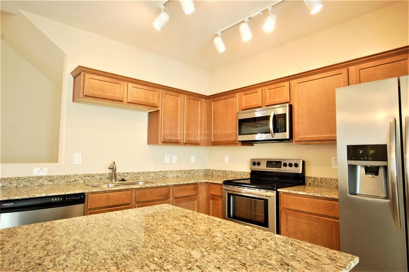 Stunning 2BR 2.5 BA N. PHX Townhouse W/D INCLUDED! property image