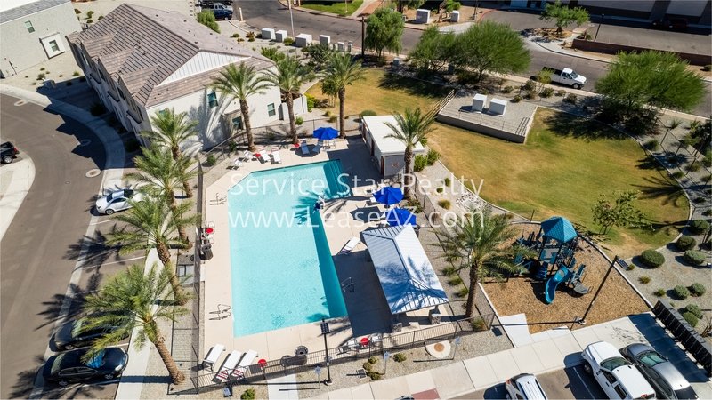 2 bedroom, 2.5 bath Townhome in Phoenix! property image