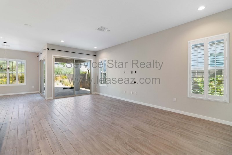 Beautiful 3BR/2BA Newer Build In Scottsdale! property image