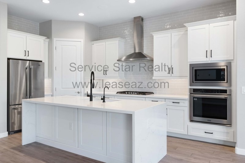 Beautiful 3BR/2BA Newer Build In Scottsdale! property image