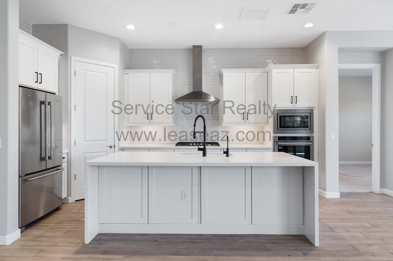 Beautiful 3BR/2BA Newer Build In Scottsdale! property image