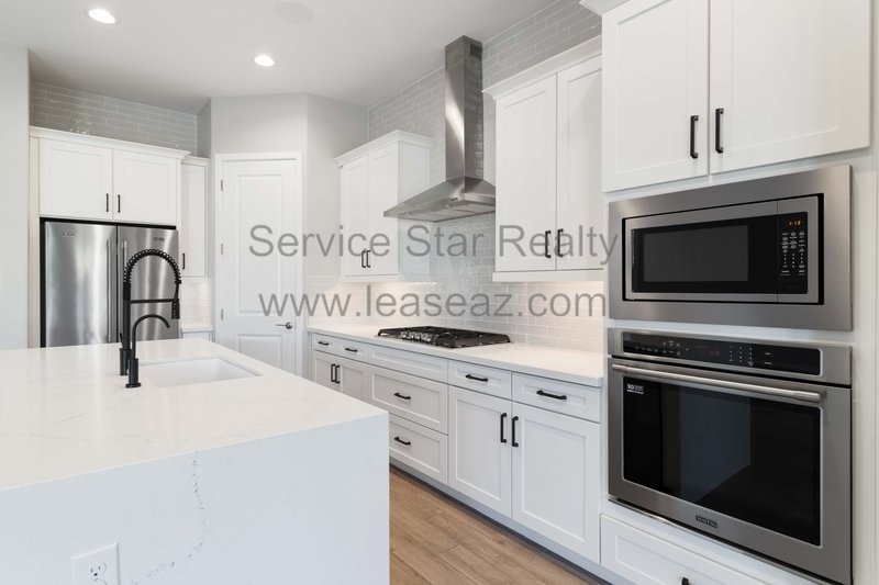 Beautiful 3BR/2BA Newer Build In Scottsdale! property image