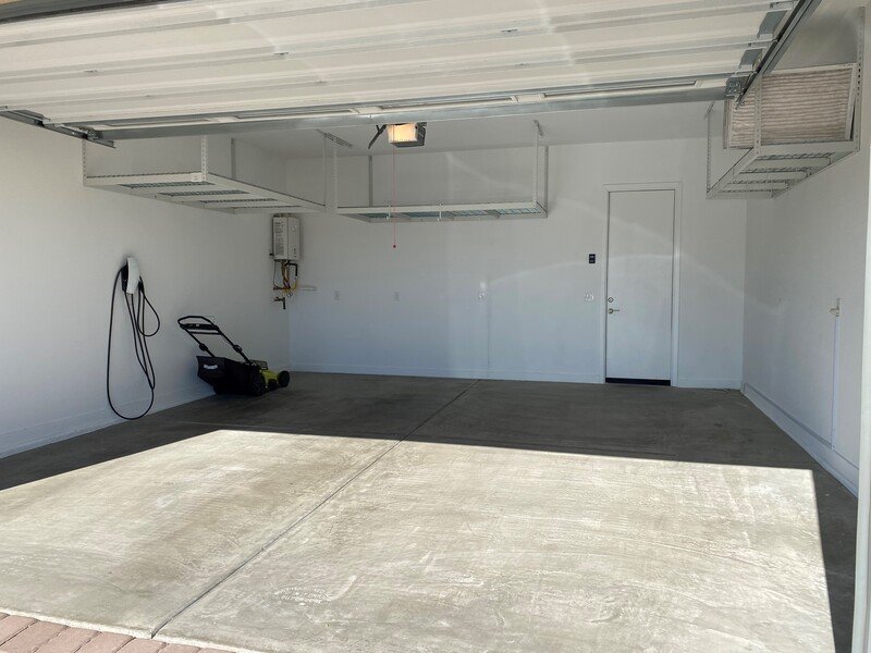 Beautiful 3BR/2BA Newer Build In Scottsdale! property image