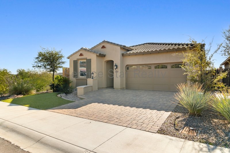 Beautiful 3-Bedroom Home with Modern Upgrades in Peoria! property image