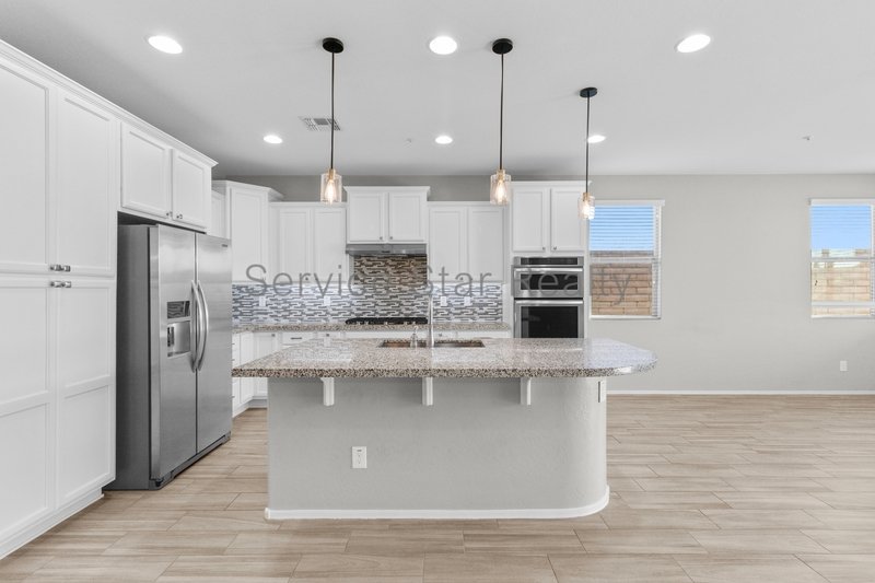 Beautiful 3-Bedroom Home with Modern Upgrades in Peoria! property image