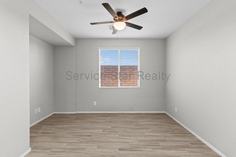 Beautiful 3-Bedroom Home with Modern Upgrades in Peoria! property image