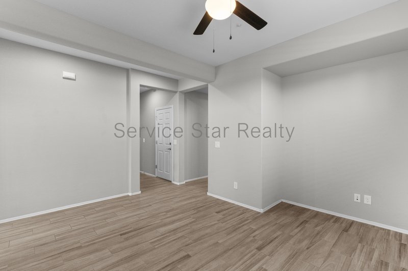 Beautiful 3-Bedroom Home with Modern Upgrades in Peoria! property image