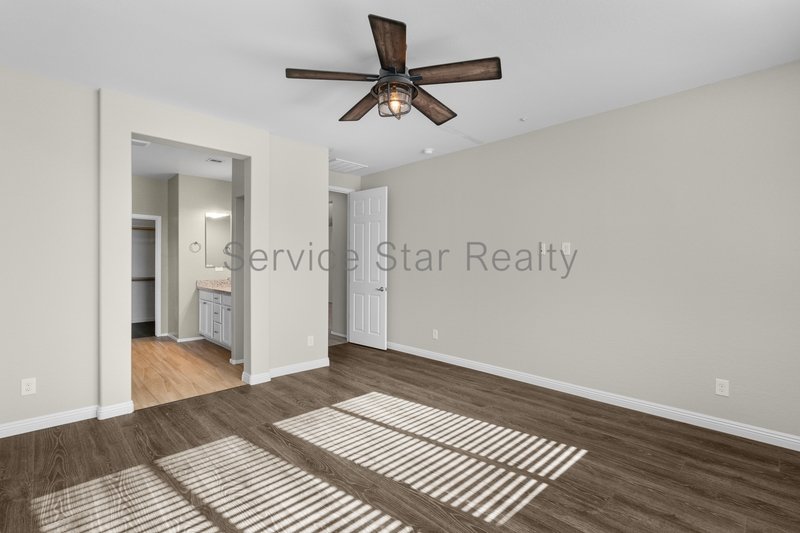 Beautiful 3-Bedroom Home with Modern Upgrades in Peoria! property image