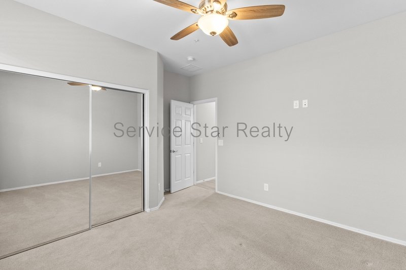 Beautiful 3-Bedroom Home with Modern Upgrades in Peoria! property image