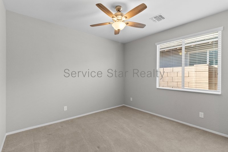 Beautiful 3-Bedroom Home with Modern Upgrades in Peoria! property image