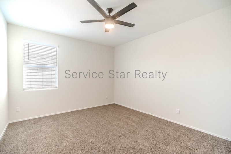 **MOVE IN SPECIAL -- ONLY $500 FOR YOUR FIRST MONTHS RENT!** property image