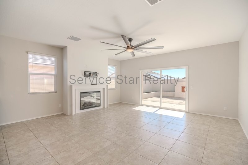 **MOVE IN SPECIAL -- ONLY $500 FOR YOUR FIRST MONTHS RENT!** property image