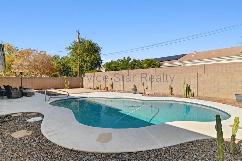 1814 E Aurelius Ave property image