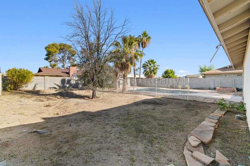 Three Bed, Two Bath Home in North Phoenix with Solar and Private Pool property image