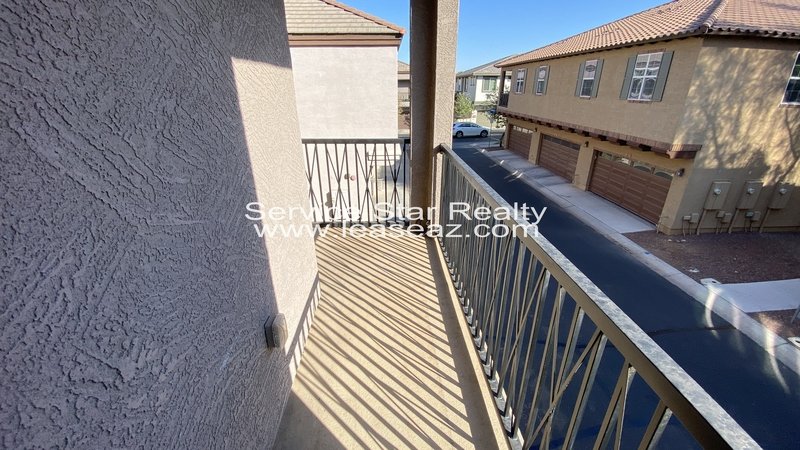 Gorgeous Gilbert 2 Bedroom, 2 Bath Smart Home!! property image