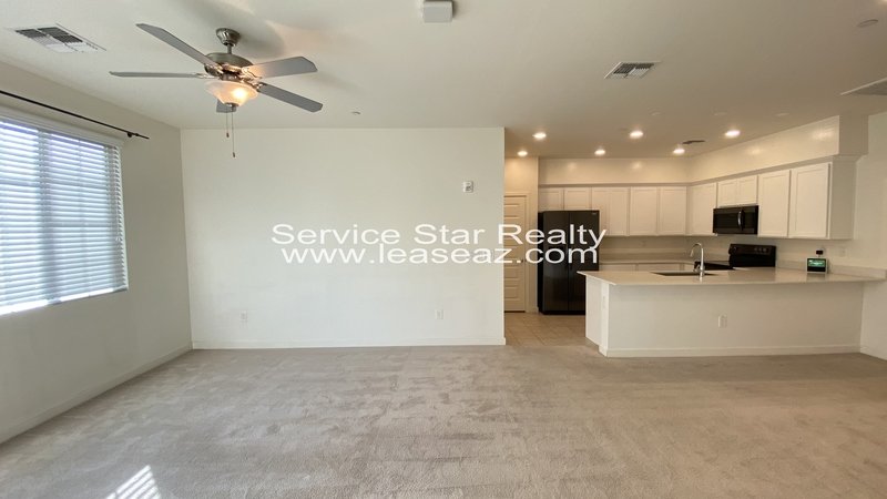 Gorgeous Gilbert 2 Bedroom, 2 Bath Smart Home!! property image