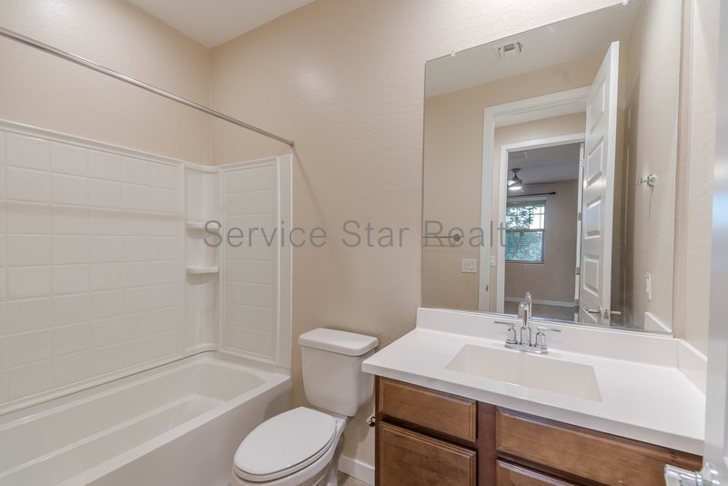 Beautiful 4-Bedroom Home with Den in Desirable Litchfield Park! property image