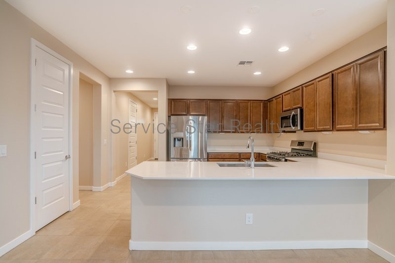 Beautiful 4-Bedroom Home with Den in Desirable Litchfield Park! property image