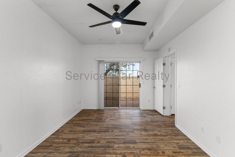 Modern & Bright Tempe 2-Bed Home with Updated Finishes! property image